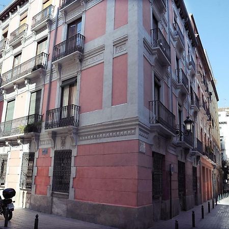 Dones Apartamento En El Casco Historico De Zaragoza Luaran gambar