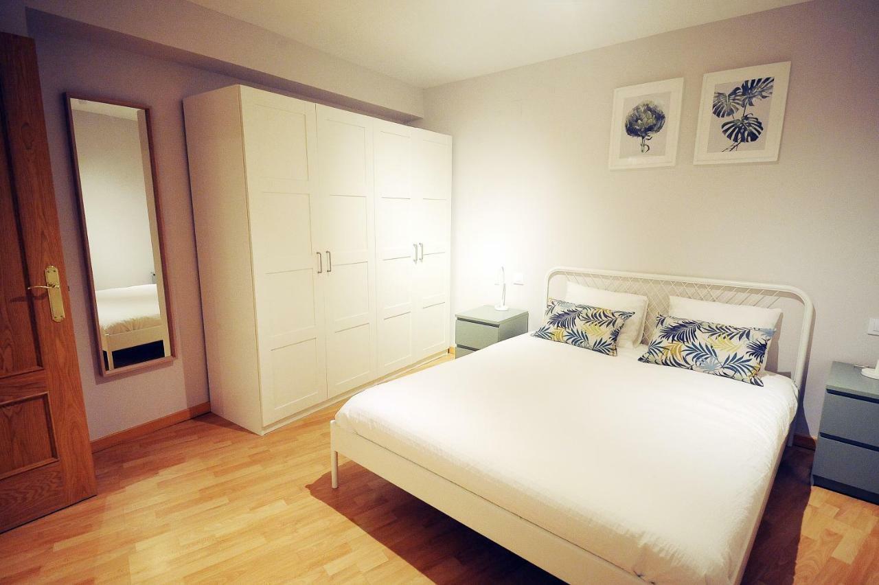 Dones Apartamento En El Casco Historico De Zaragoza Luaran gambar